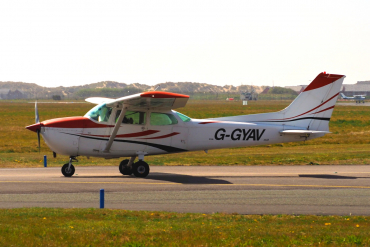 G-GYAV (172-71362) 1979 Cessna 172N