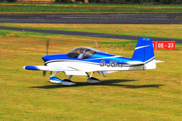 G-JGRV · Vans RV-14A · (EGCV)