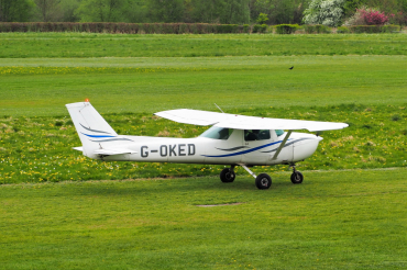 G-OKED · Cessna 150L · (EGCB)