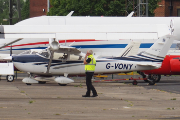 G-VONY · Cessna T182T Turbo Skylane · (EGCM)