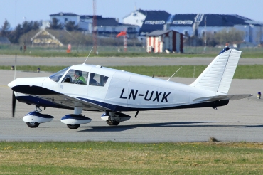 LN-UXK