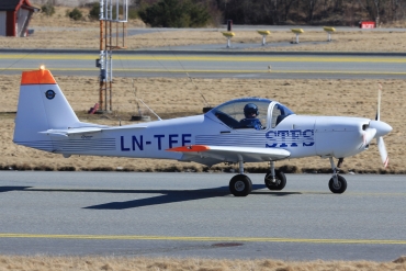 LN-TFF · Slingsby T67M-200 Firefly · (SVG / ENZV)