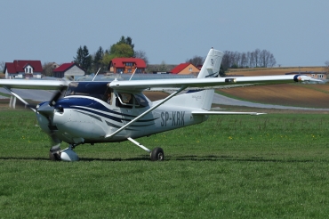 SP-KRK · Cessna T182T Turbo Skylane · (EPKP)