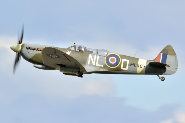 G-LFIX · Supermarine Spitfire Mk TIX · (LFPM)