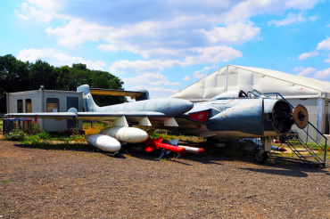 XJ565 · De Havilland DH-110 Sea Vixen FAW.2 · -