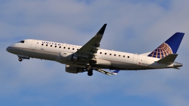 N127SY · Embraer 170-200LR · (YUL / CYUL)