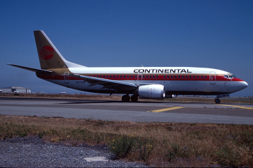 N47332 · Boeing 737-3T0 · (MIA / KMIA)