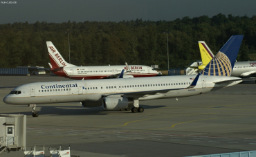 N12125 · Boeing 757-224(WL) · (CGN / EDDK)