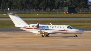 G-YEDC · Cessna 525B CitationJet 3 · (FAO / LPFR)