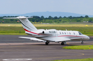N22UB · Cessna 525 CitationJet CJ4 · (GLO / EGBJ)