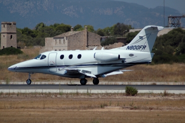 N800FR · Raytheon 390 Premier IA · (PMI / LEPA / LESJ)