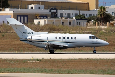 N818LX · Raytheon Hawker 800XP · (MLA / LMML)