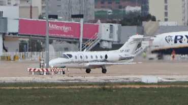SP-TAT · Raytheon 400A Beechjet · (FAO / LPFR)
