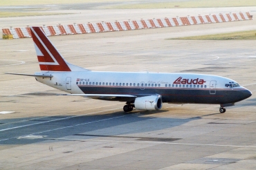 OE-ILG · Boeing 737-3Z9 · (LGW / EGKK)