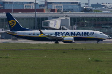 EI-IHX · Boeing 737-8200 MAX · (WAW / EPWA)