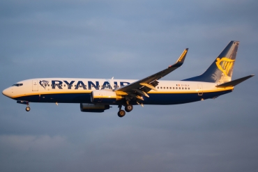 EI-DLV · Boeing 737-8AS(WL) · (OPO / LPPR)