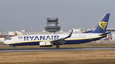 EI-EBD · Boeing 737-8AS(WL) · (FAO / LPFR)