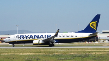 EI-EKN · Boeing 737-8AS(WL) · (FAO / LPFR)