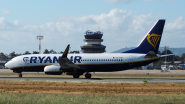 EI-FOO · Boeing 737-8AS(WL) · (FAO / (LPFR)