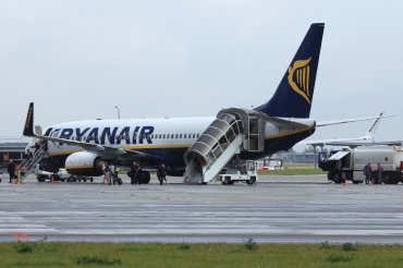 EI-EGB · Boeing 737-8AS(WL) · (RZE / EPRZ)
