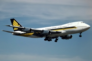 9V-SQO · Boeing 747-212B · (ADL / YPAD)