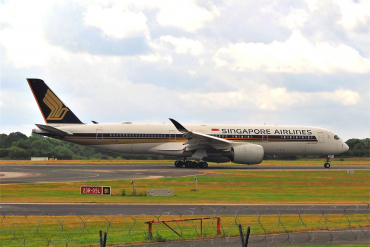 9V-SMR · Airbus A350-941 · (MAN / EGCC)