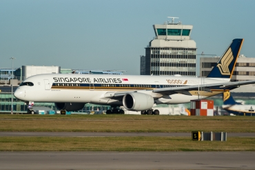 9V-SMF · Airbus A350-941 · (MAN / EGCC)