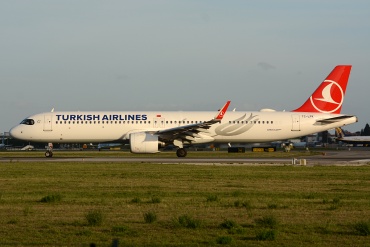 TC-LPK · Airbus A321-271NX · (LIS / LPPT)