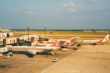 TC-JCB · Boeing 727-2F2 · (LHR / EGLL)