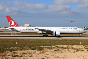 TC-JJS · Boeing 777-3F2ER · MLA / LMML