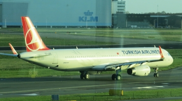 TC-JSG · Airbus A321-231(WL) · (AMS / EHAM)