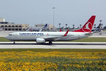 TC-JVA · Boeing 737-8F2(WL) · (MLA / LMML)