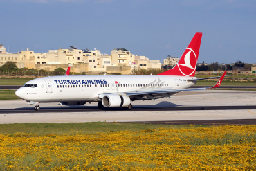 TC-JVN · Boeing 737-8F2(WL) · (MLA / LMML)