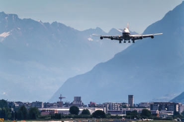 HB-IGC · Boeing 747-357 · (SIR / LSGS / LSMS)