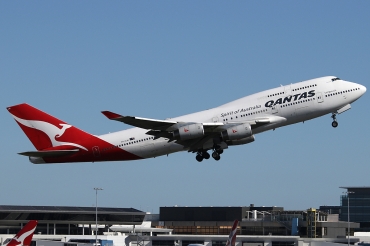 VH-OJM · Boeing 747-438 · (SYD / YSSY)