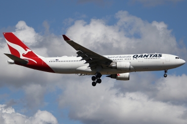 VH-EBE