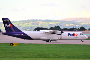 EI-FXH · ATR-72-202(F) · (MAN / EGCC)
