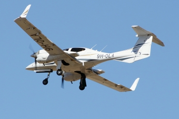 9H-OLA · Diamond DA-42 Twin Star · (LPA / GCLP)