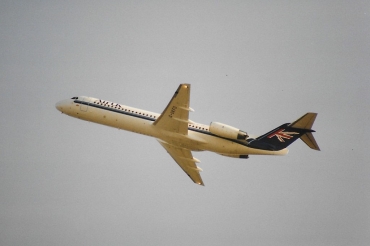 G-UKFD · Fokker 100 · (LGW / EGKK)