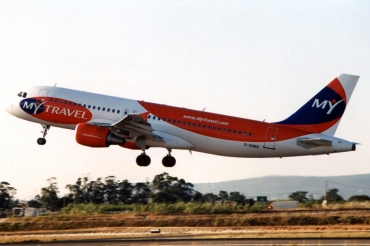 G-DHRG · Airbus A320-214 · (FAO / LPFR)