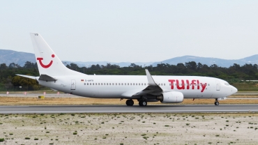 D-AHFR · Boeing 737-8K5(WL) · (FAO / LPFR)