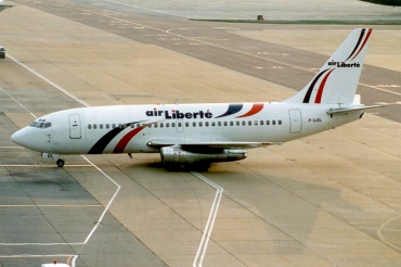 F-GJDL · Boeing 737-210C · (LGW / EGKK)