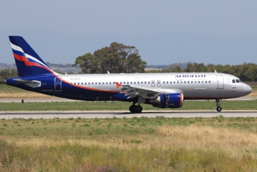 VQ-BEH · Airbus A320-214 · (FCO / LIRF)
