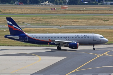 VP-BWF · Airbus A320-214 · (FRA / FRF / EDDF)