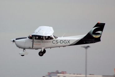 CS-DGX