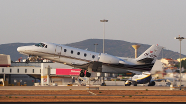 OE-GGK · Cessna 560XL Citation Excel · (FAO / LPFR)