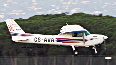 CS-AVA · Cessna 152 · (FAO / LPFR)