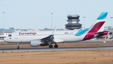 D-AEWN · Airbus A320-214 WL · (FAO / LPFR)