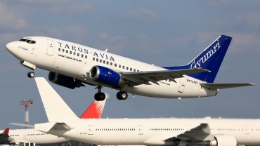 EK73797 · Boeing 737-505 · (VKO / UUWW)