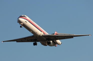 I-SMEZ · McDonnell Douglas MD-82 · (FCO / LIRF)